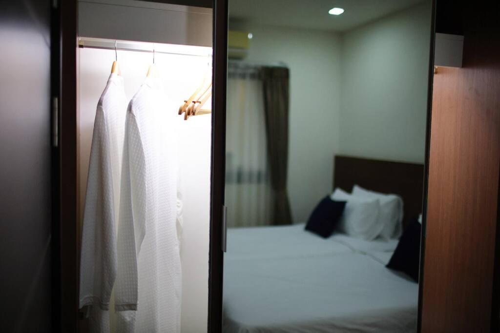 Specious Luxury 2 Bedrooms Apt. Chiang Mai Luaran gambar