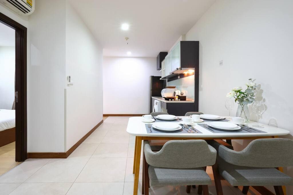 Specious Luxury 2 Bedrooms Apt. Chiang Mai Luaran gambar