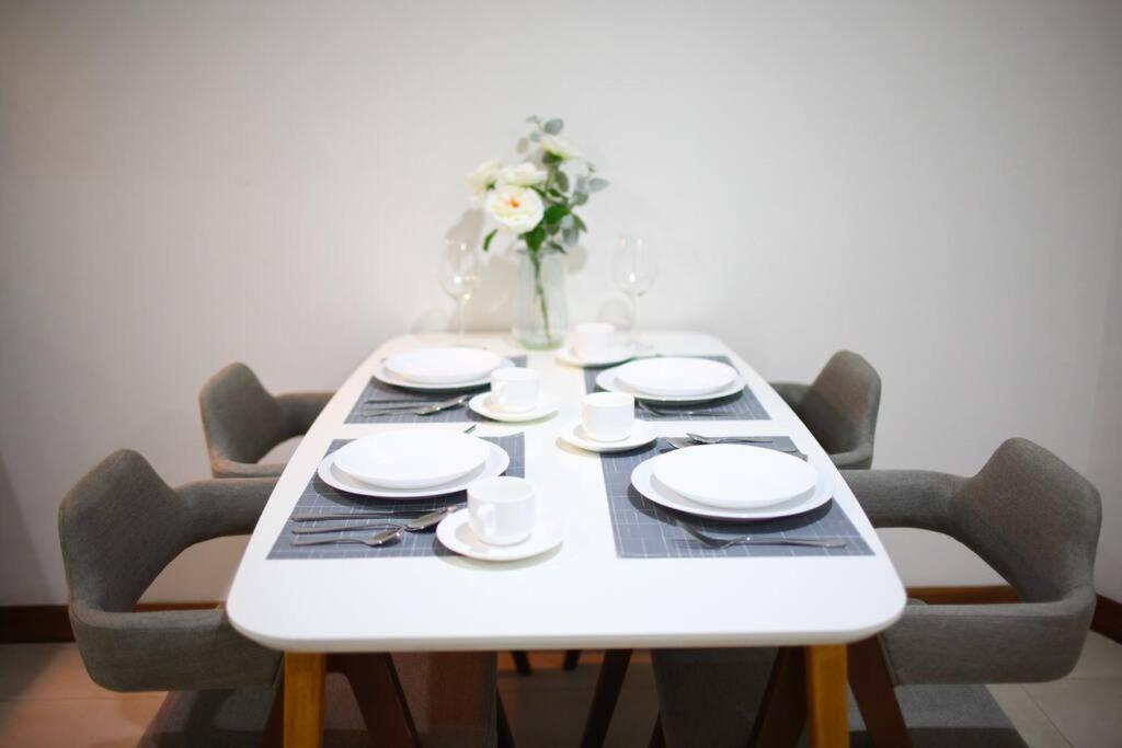 Specious Luxury 2 Bedrooms Apt. Chiang Mai Luaran gambar