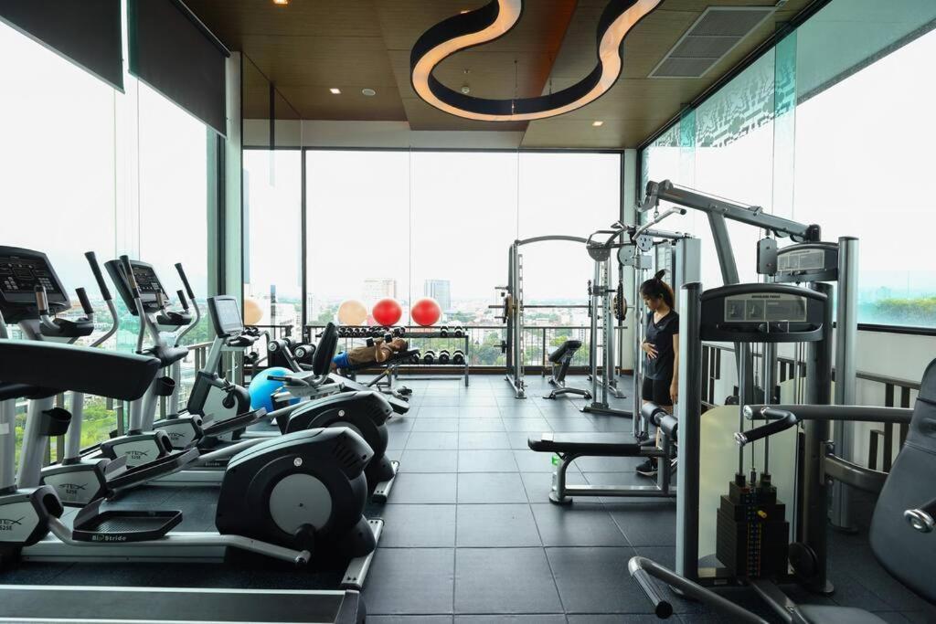 Specious Luxury 2 Bedrooms Apt. Chiang Mai Luaran gambar