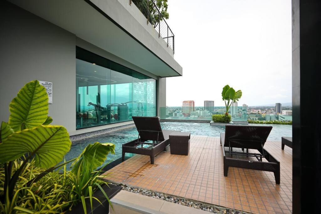 Specious Luxury 2 Bedrooms Apt. Chiang Mai Luaran gambar